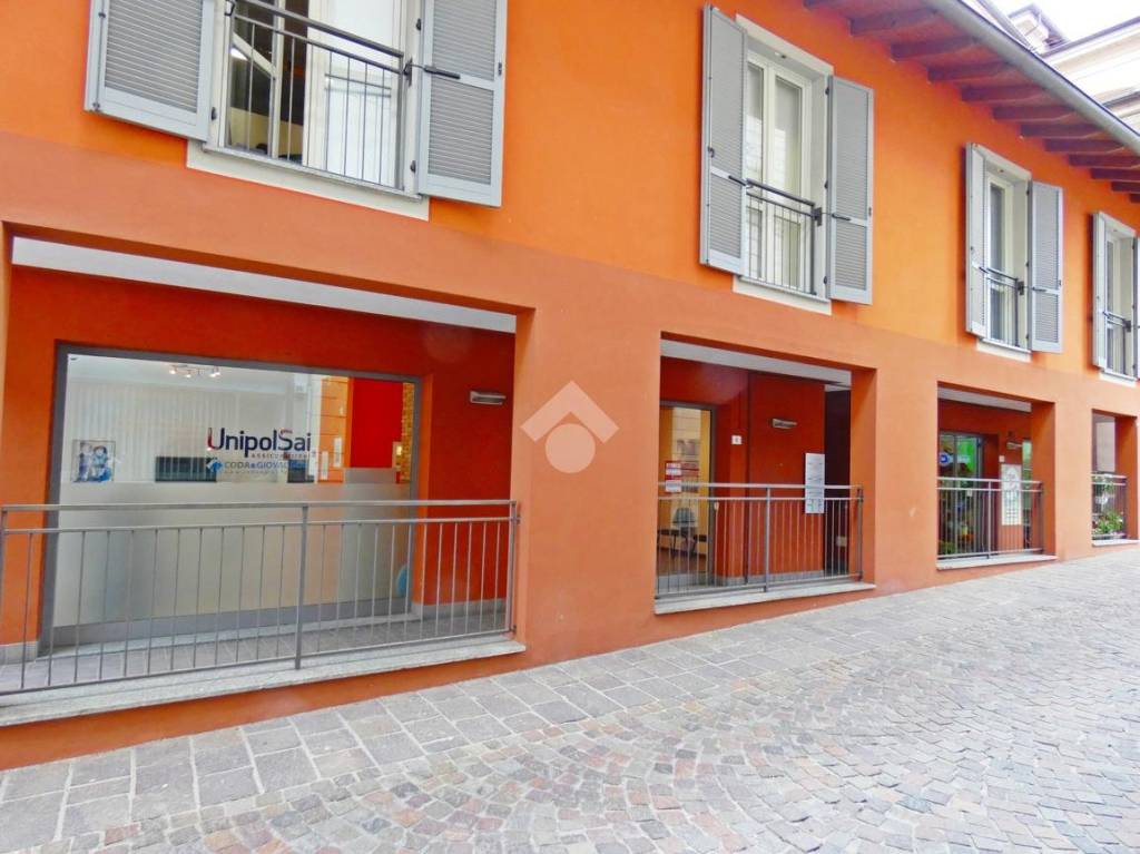 appartamento in vendita a Castelletto sopra Ticino