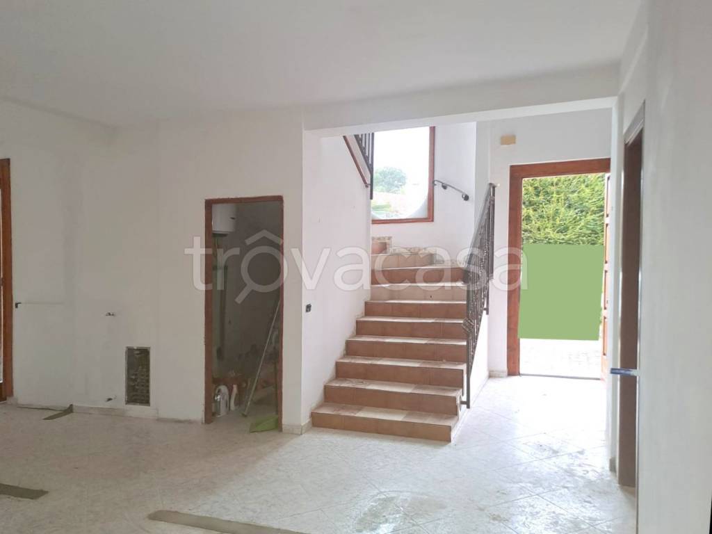 casa indipendente in vendita a Castelletto sopra Ticino
