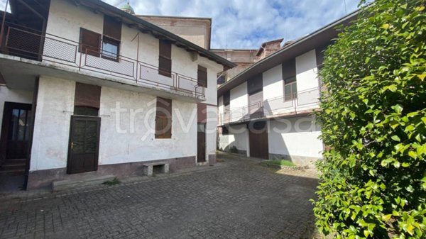 casa indipendente in vendita a Castelletto sopra Ticino