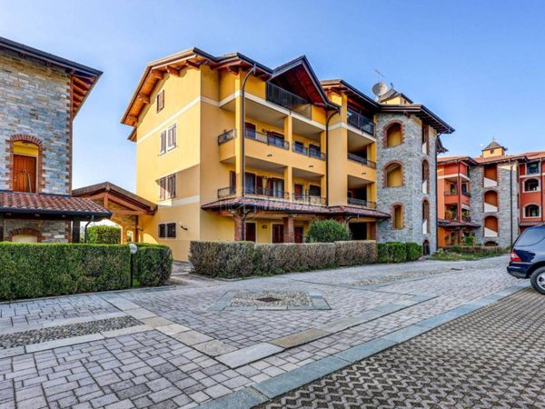 appartamento in vendita a Castelletto sopra Ticino