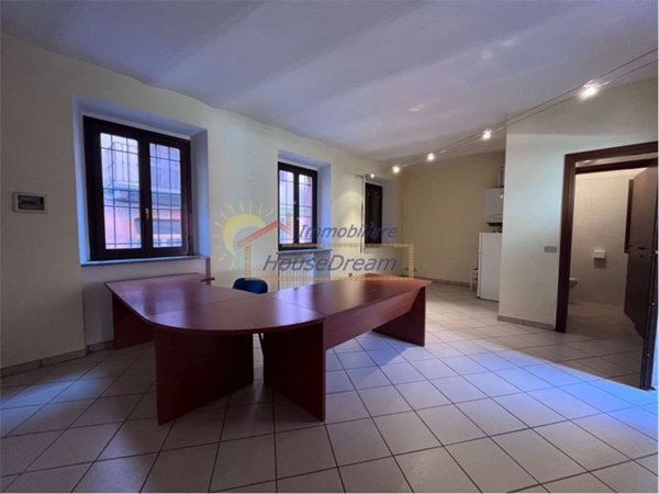casa semindipendente in vendita a Castelletto sopra Ticino