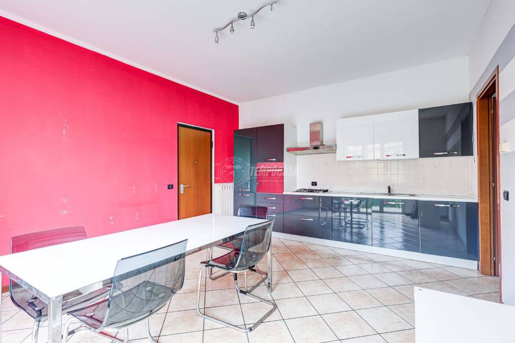 appartamento in vendita a Castelletto sopra Ticino