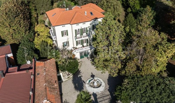 casa indipendente in vendita a Castelletto sopra Ticino