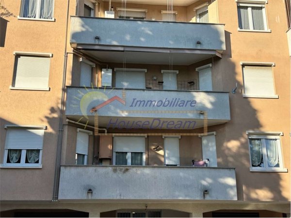 appartamento in vendita a Castelletto sopra Ticino