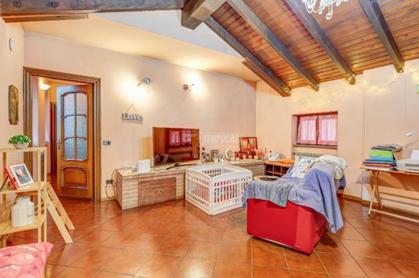 appartamento in vendita a Castelletto sopra Ticino