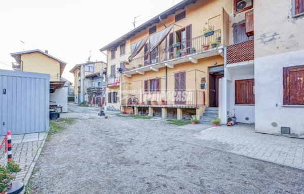 appartamento in vendita a Castelletto sopra Ticino