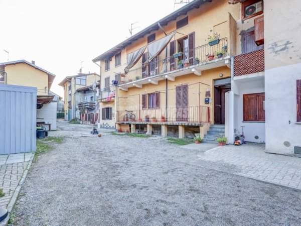 appartamento in vendita a Castelletto sopra Ticino