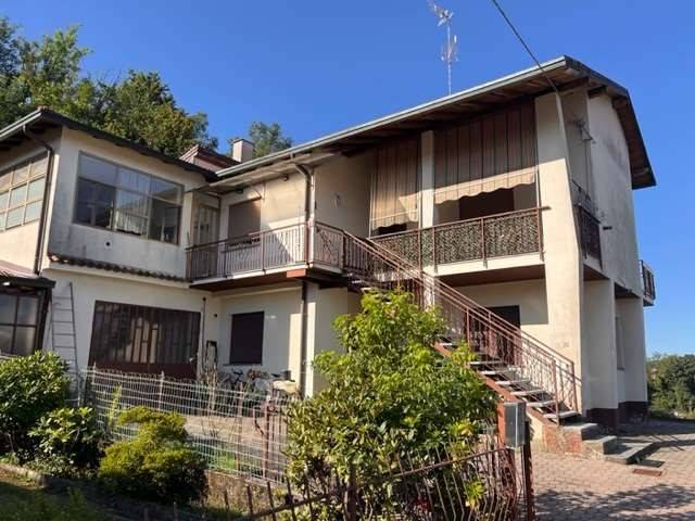 casa indipendente in vendita a Castelletto sopra Ticino