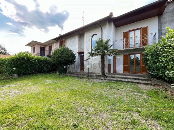casa indipendente in vendita a Castelletto sopra Ticino