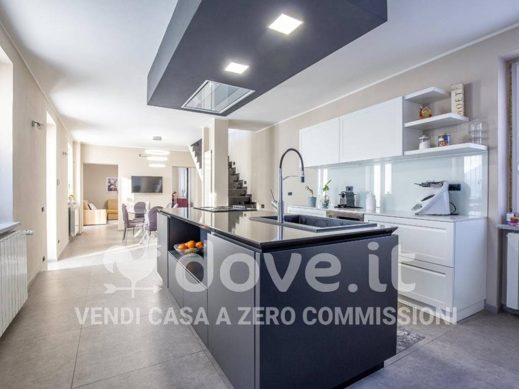appartamento in vendita a Castelletto sopra Ticino