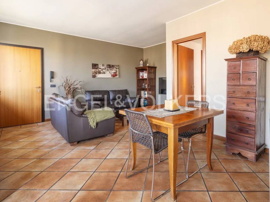 appartamento in vendita a Castelletto sopra Ticino