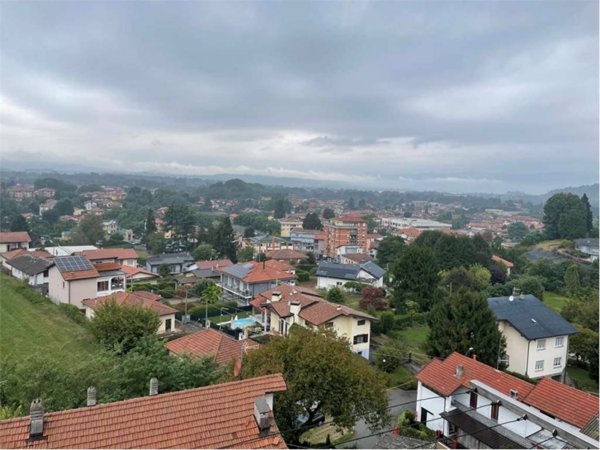 appartamento in vendita a Castelletto sopra Ticino
