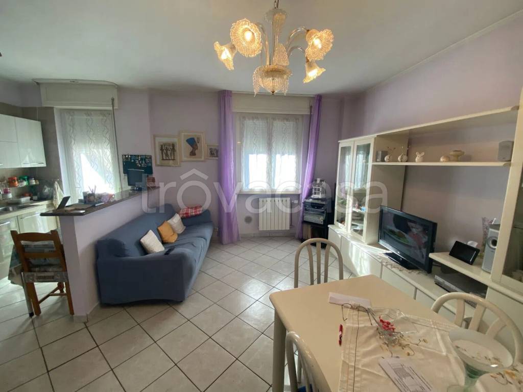 appartamento in vendita a Castelletto sopra Ticino