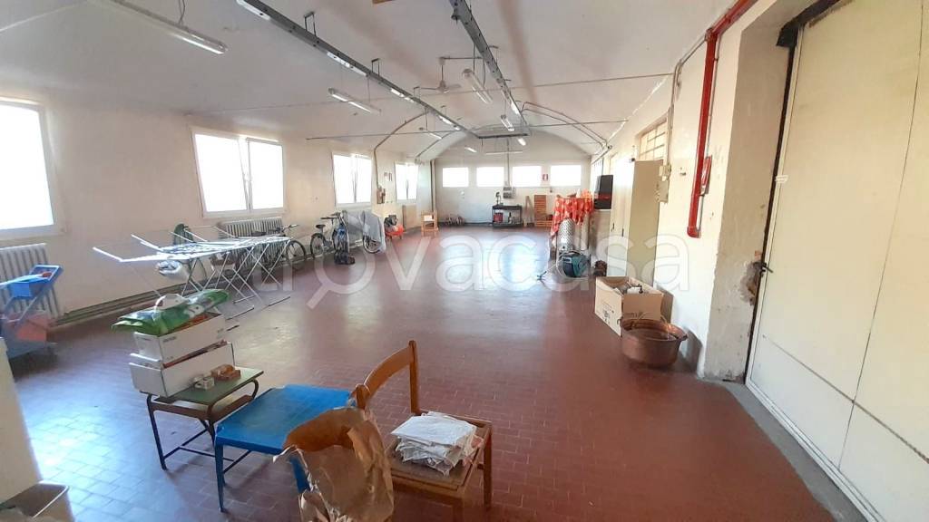 casa indipendente in vendita a Castelletto sopra Ticino