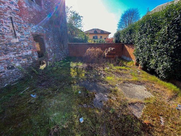 appartamento in vendita a Castelletto sopra Ticino