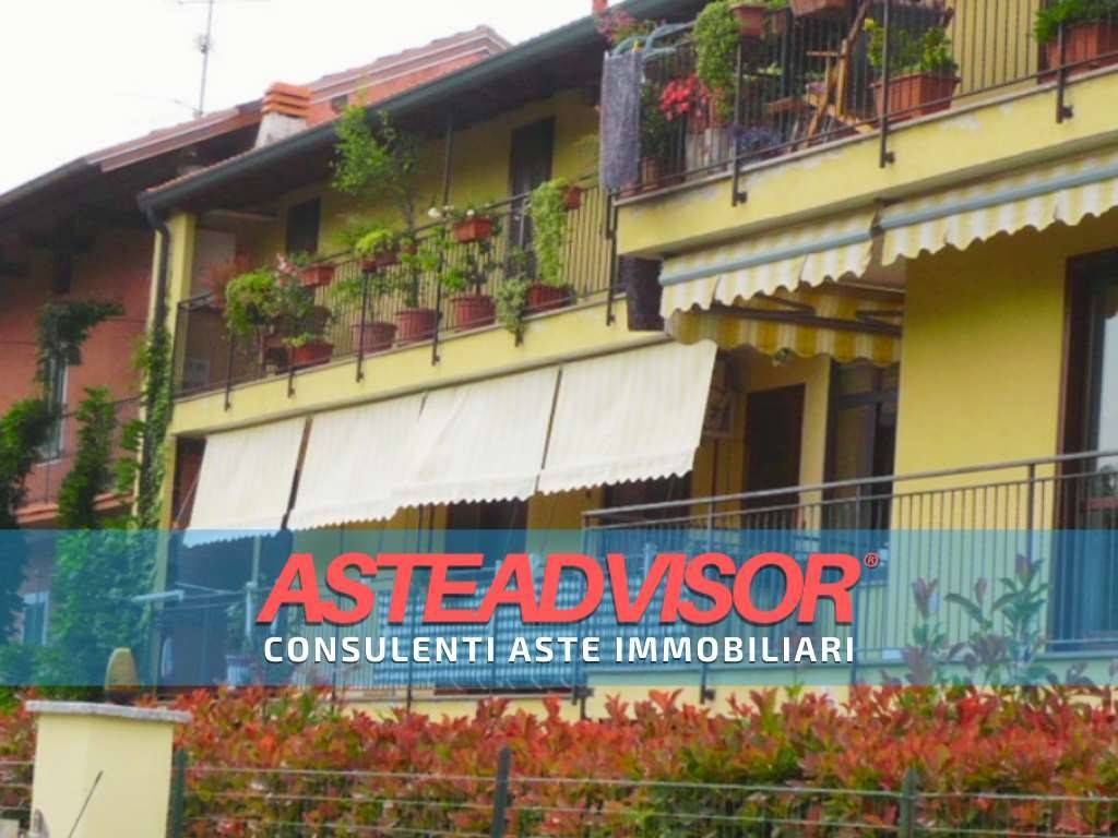appartamento in vendita a Castelletto sopra Ticino in zona Aronco