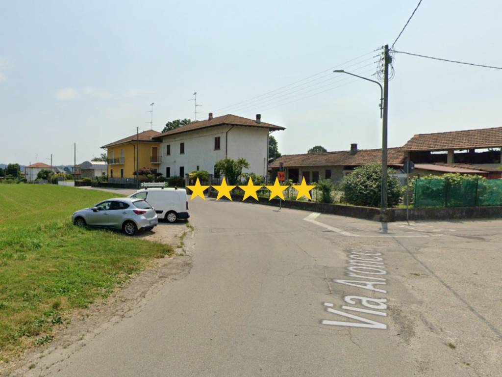 appartamento in vendita a Castelletto sopra Ticino in zona Aronco