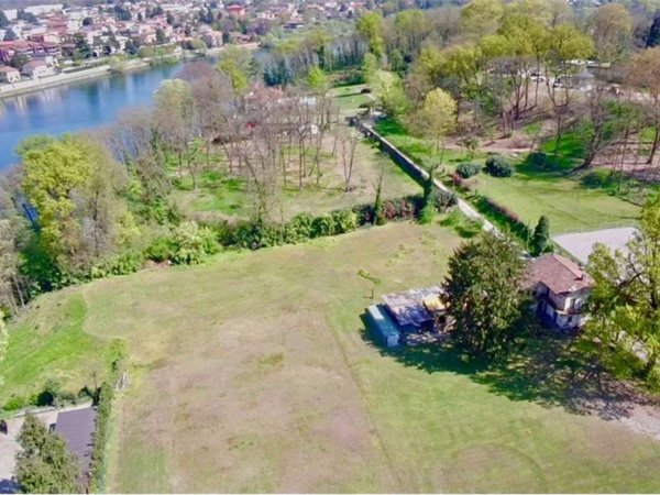 casa indipendente in vendita a Castelletto sopra Ticino