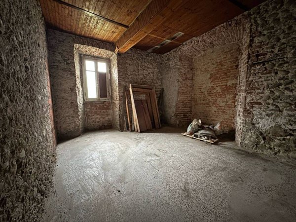 appartamento in vendita a Castelletto sopra Ticino
