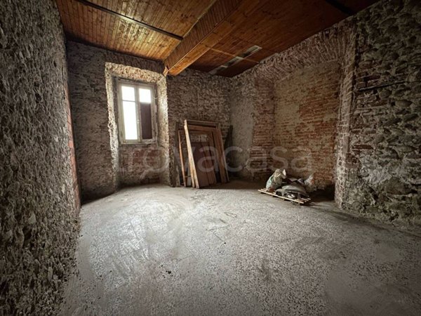 appartamento in vendita a Castelletto sopra Ticino