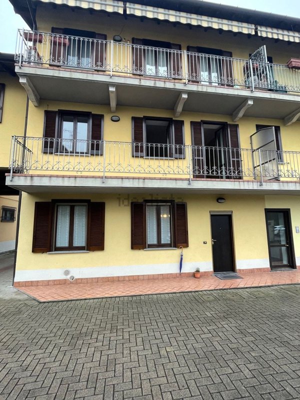 appartamento in vendita a Castelletto sopra Ticino