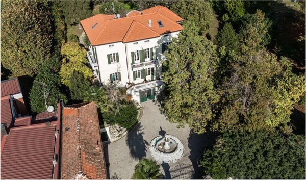 casa indipendente in vendita a Castelletto sopra Ticino
