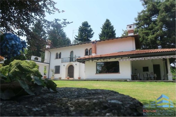 casa indipendente in vendita a Castelletto sopra Ticino