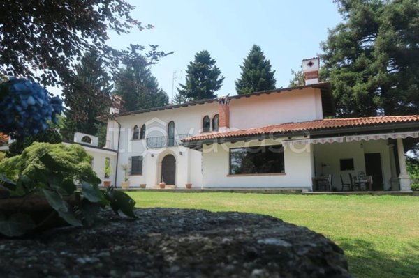 casa indipendente in vendita a Castelletto sopra Ticino