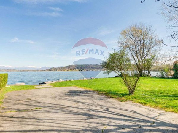 appartamento in vendita a Castelletto sopra Ticino