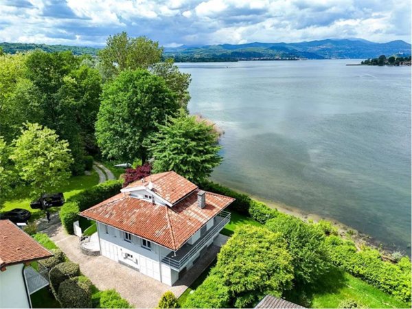 casa indipendente in vendita a Castelletto sopra Ticino