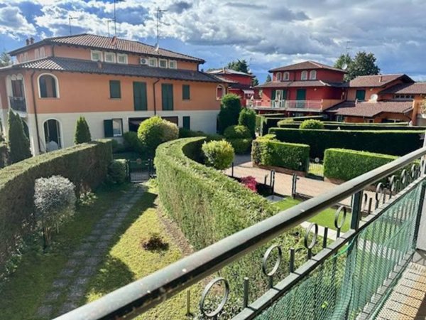 casa indipendente in vendita a Castelletto sopra Ticino