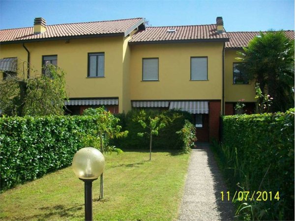 casa indipendente in vendita a Castelletto sopra Ticino