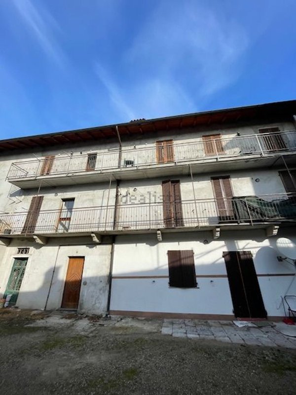 appartamento in vendita a Castelletto sopra Ticino