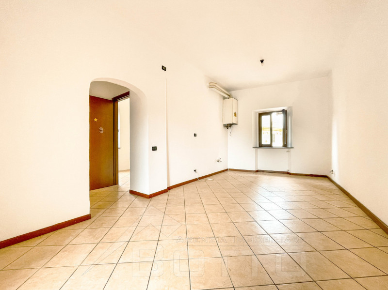 appartamento in vendita a Castelletto sopra Ticino