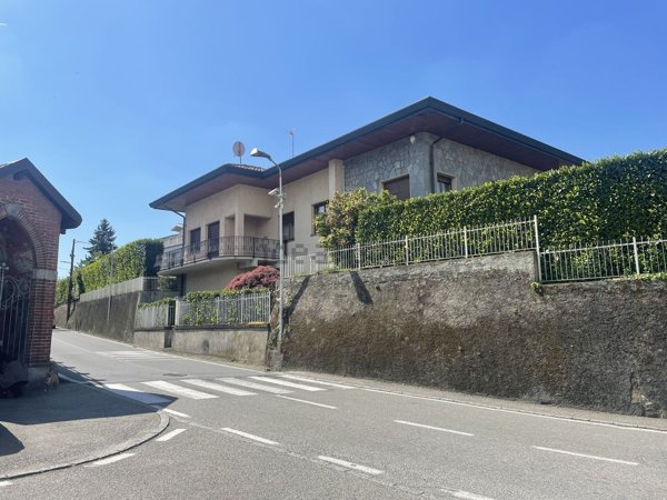 casa indipendente in vendita a Castelletto sopra Ticino