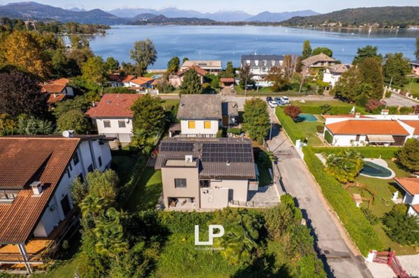 casa indipendente in vendita a Castelletto sopra Ticino