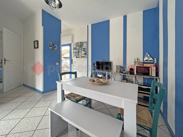 appartamento in vendita a Castelletto sopra Ticino in zona Glisente