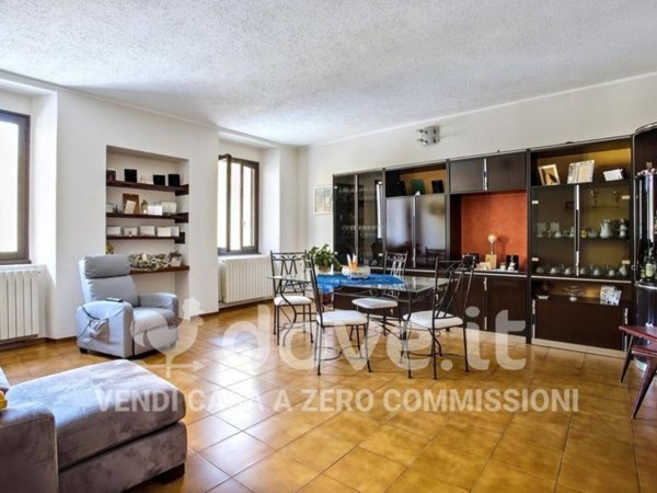 appartamento in vendita a Castelletto sopra Ticino