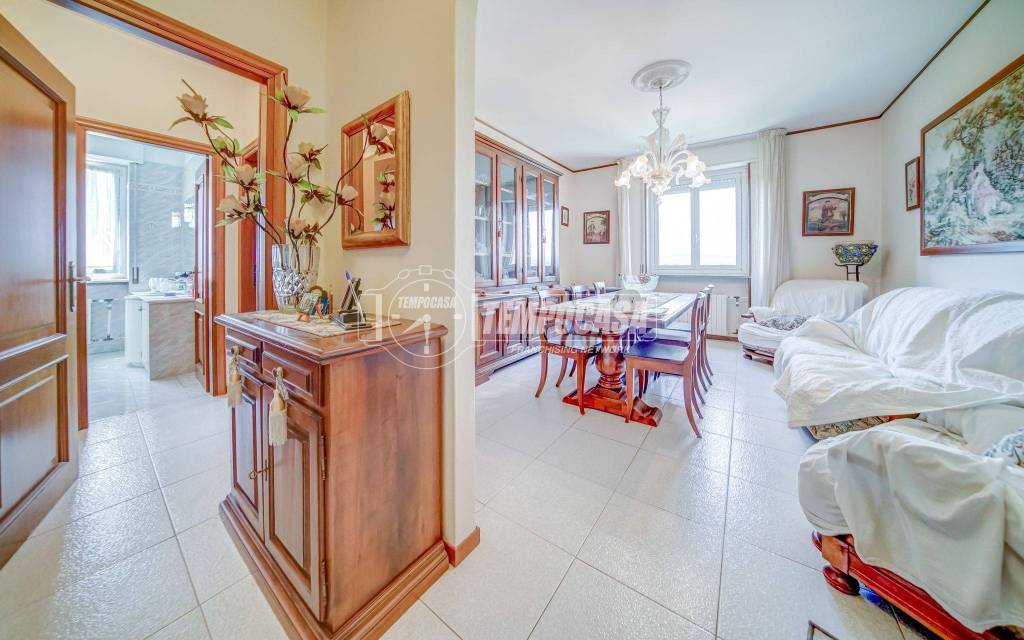 appartamento in vendita a Castelletto sopra Ticino