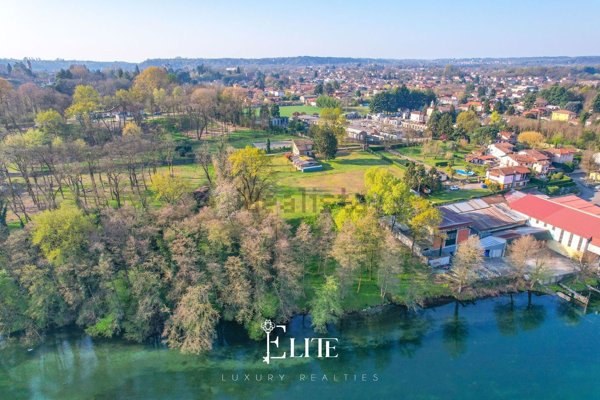 quadrivano in vendita a Castelletto sopra Ticino