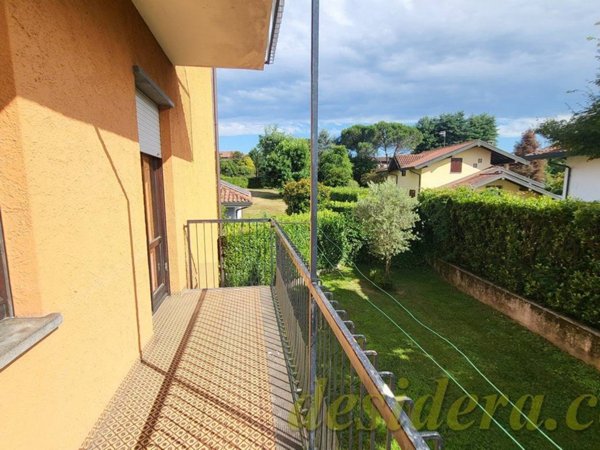 appartamento in vendita a Castelletto sopra Ticino