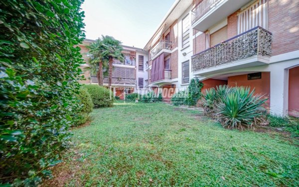 appartamento in vendita a Castelletto sopra Ticino