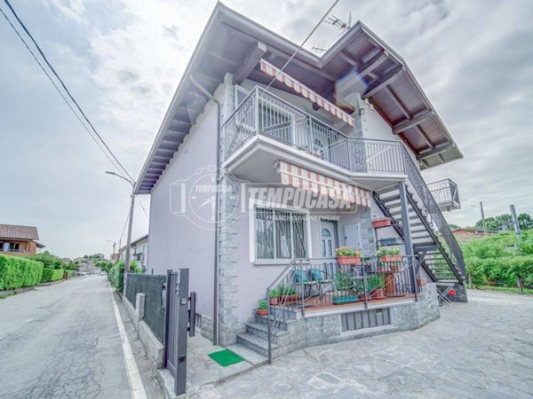 casa indipendente in vendita a Castelletto sopra Ticino