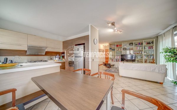 appartamento in vendita a Castelletto sopra Ticino