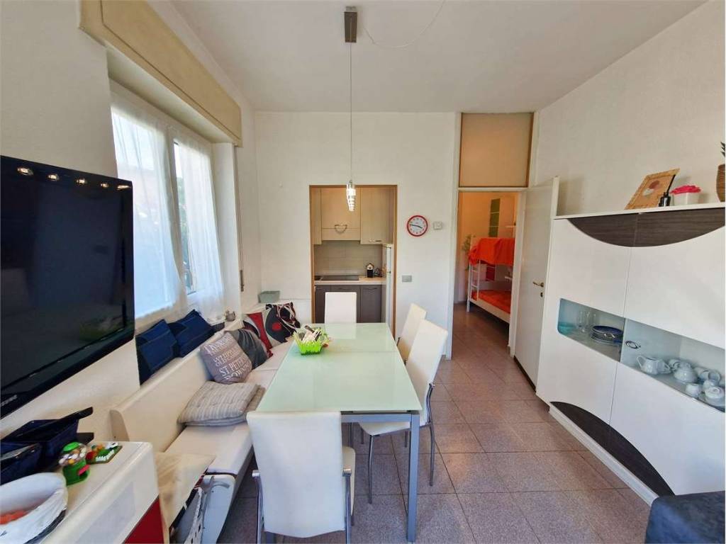 casa indipendente in vendita a Castelletto sopra Ticino