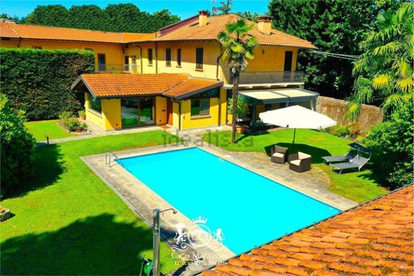 casa indipendente in vendita a Castelletto sopra Ticino