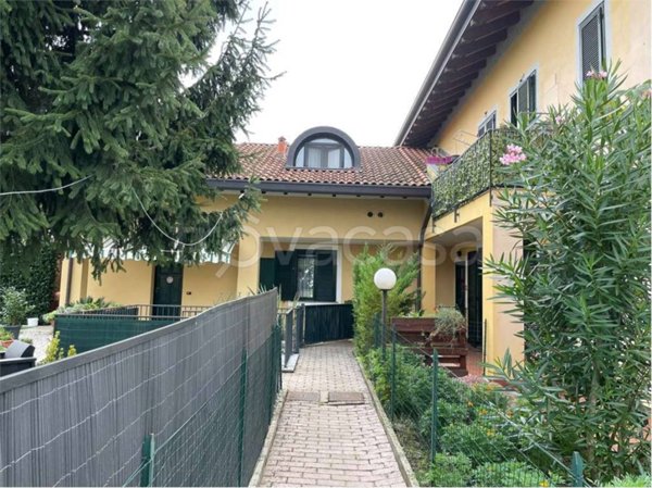 appartamento in vendita a Castelletto sopra Ticino
