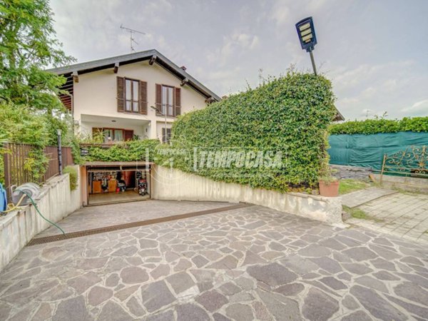 casa indipendente in vendita a Castelletto sopra Ticino