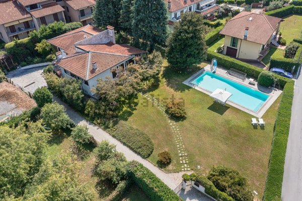 casa indipendente in vendita a Castelletto sopra Ticino