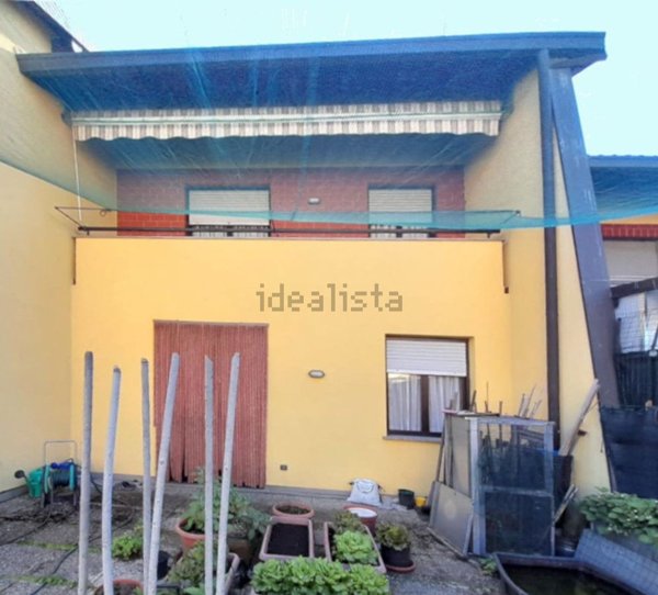 casa indipendente in vendita a Castelletto sopra Ticino